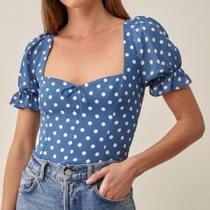 Reformation Delevan blue lazuli & white polka dot puff sleeve blouse - Size 4